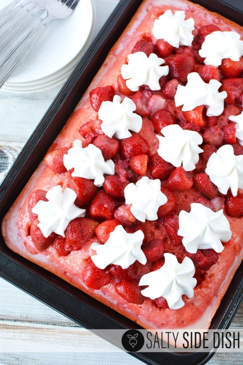 strawberry poke cake