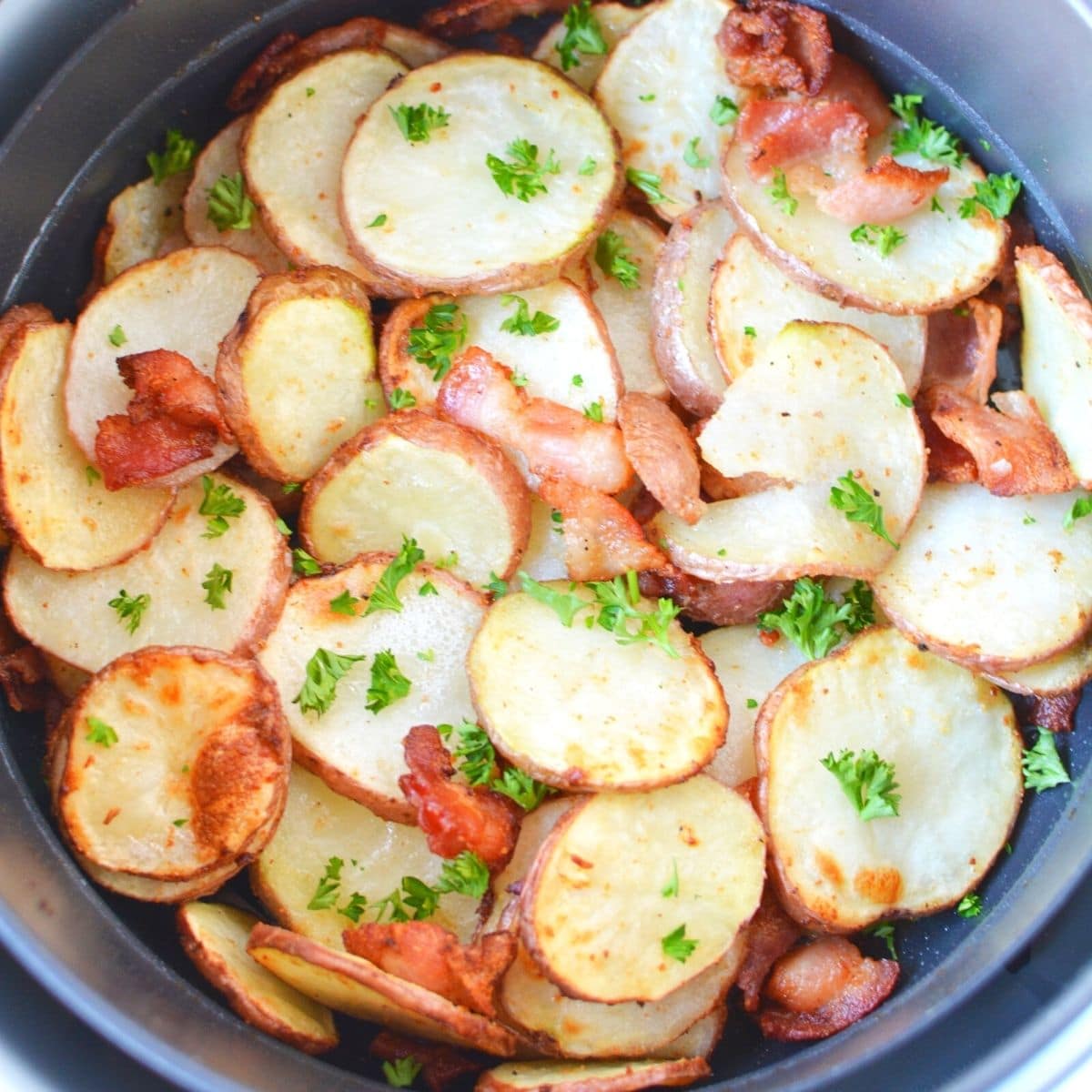 Ninja Foodi Roasted Potatoes & Bacon