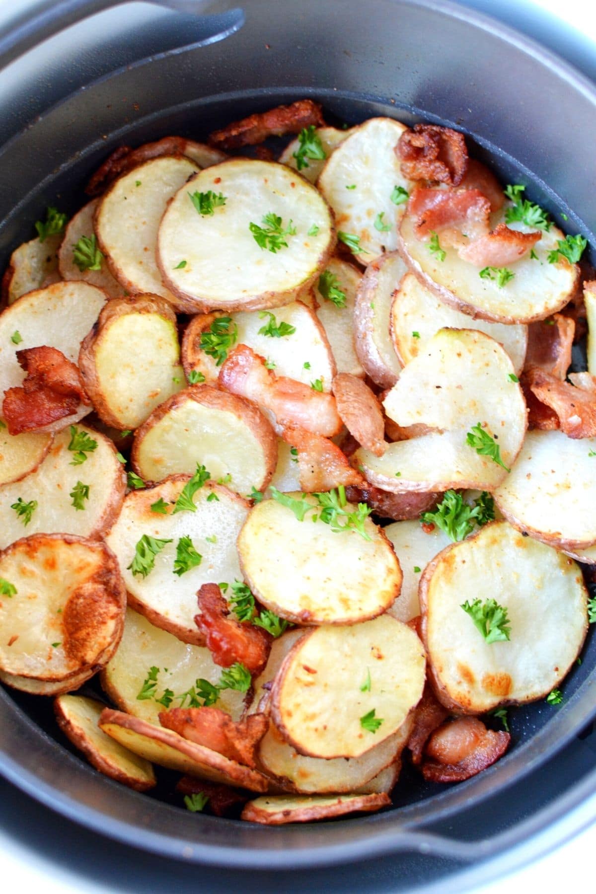 ninja foodi air crisp roasted potatoes in basket