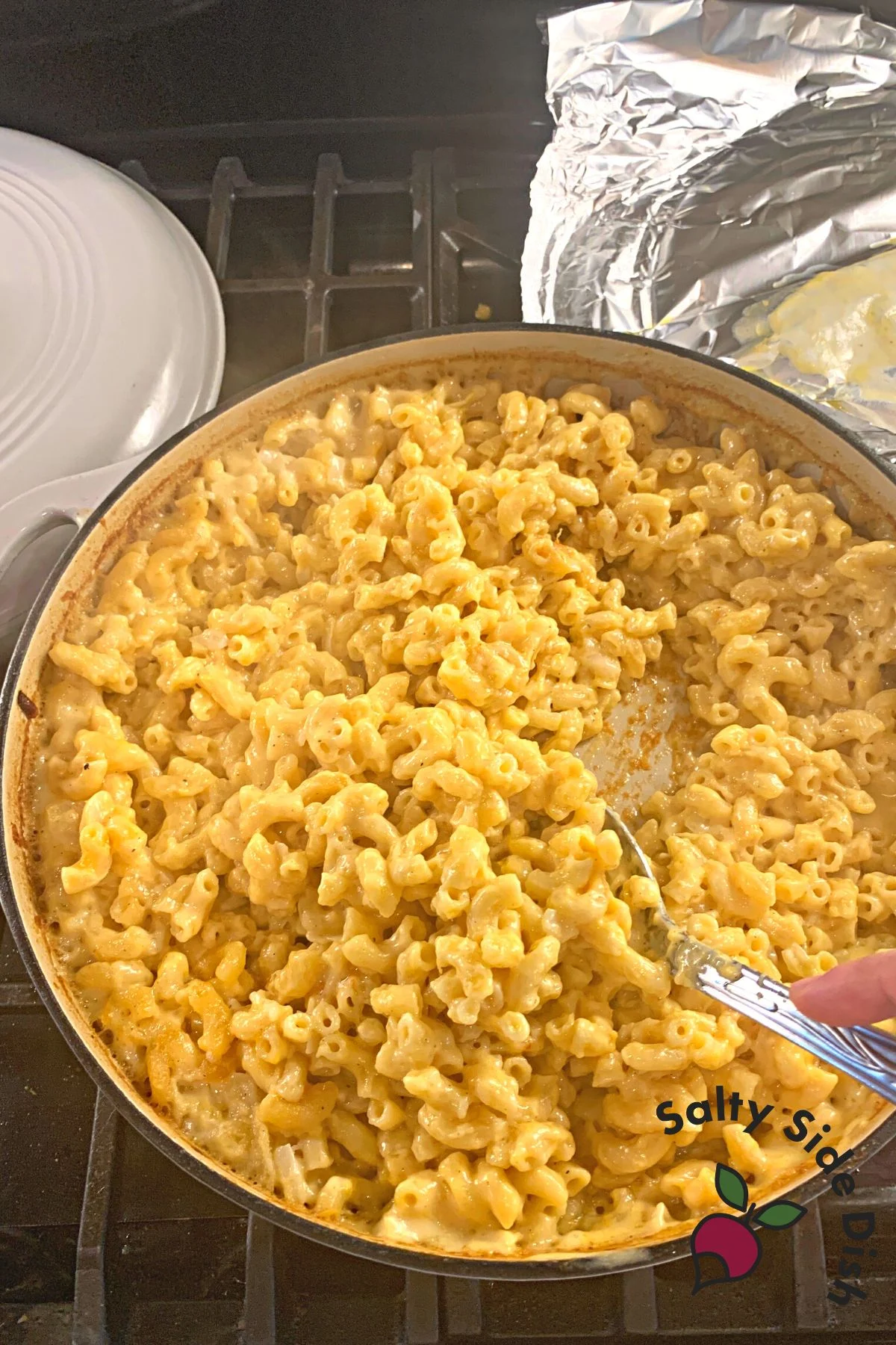 easy cast iron pan for oven baked skillet macaroni and cheese.