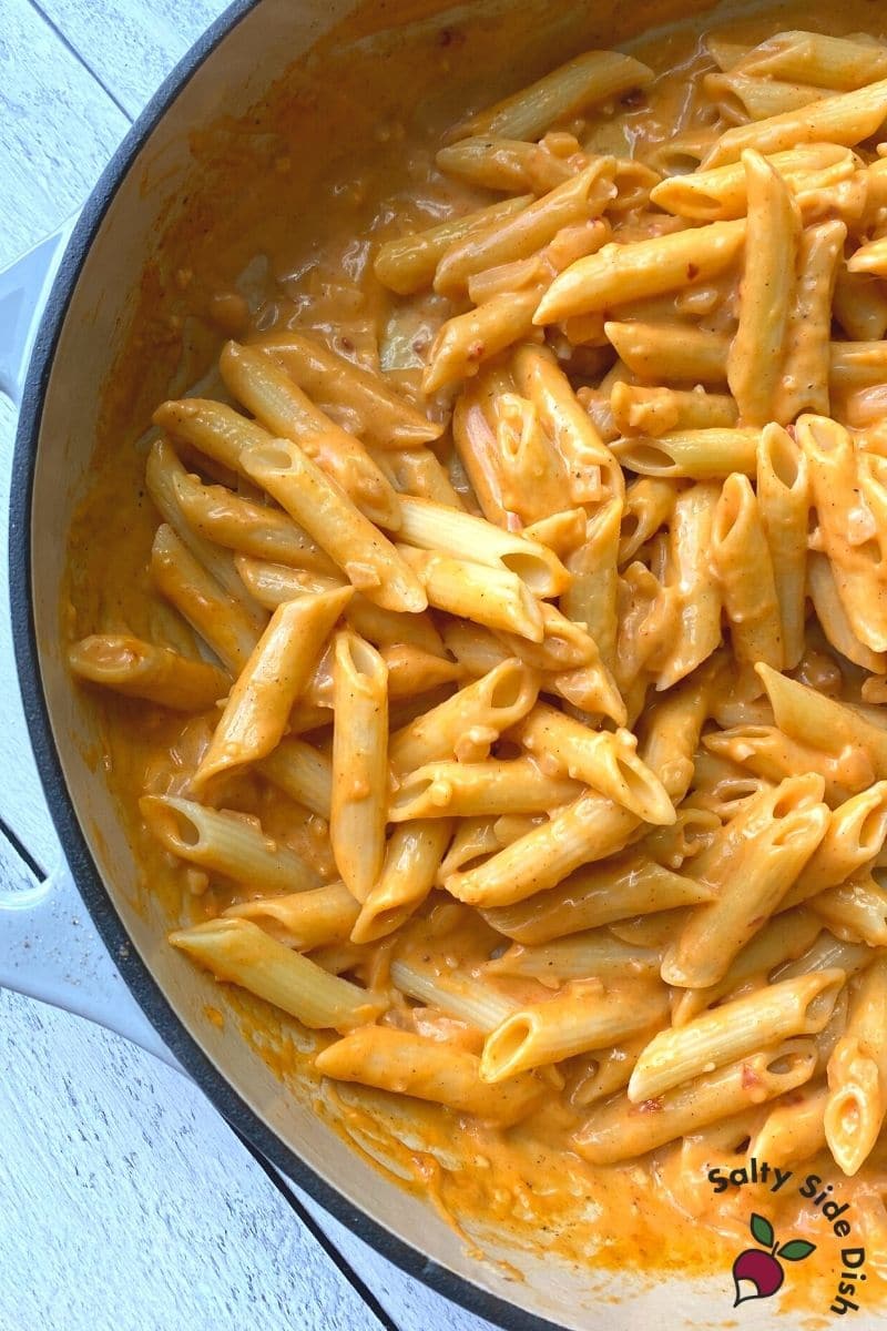 gigi hadid pasta dish in a cast iron pan