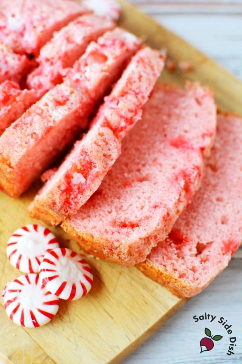 Flavorful ice cream bread with crushed peppermint