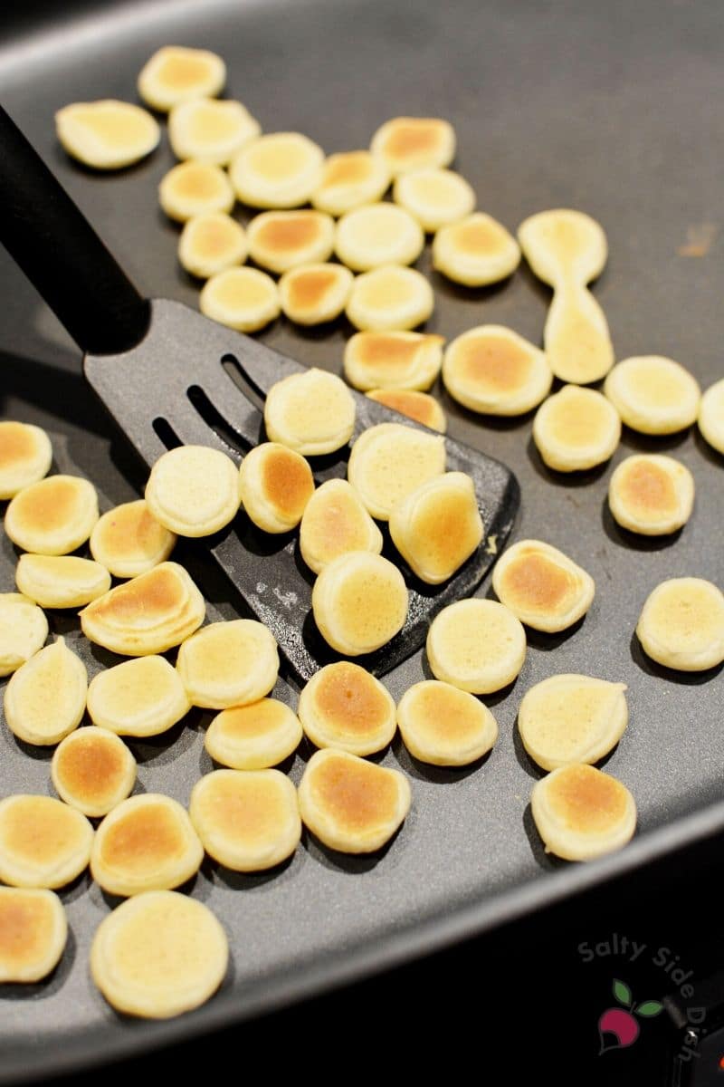 Flipping mini tiktok pancakes