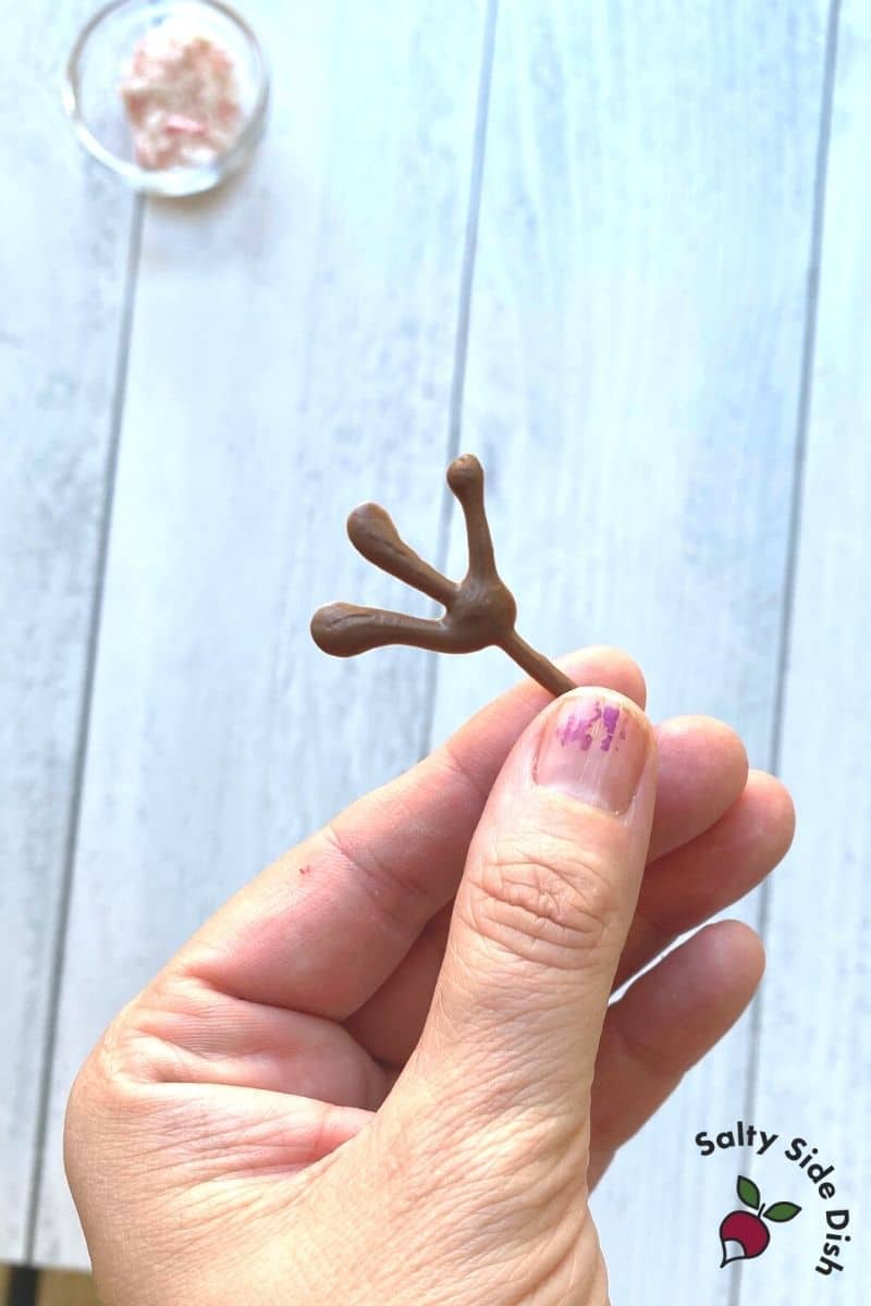 chocolate snowman hands