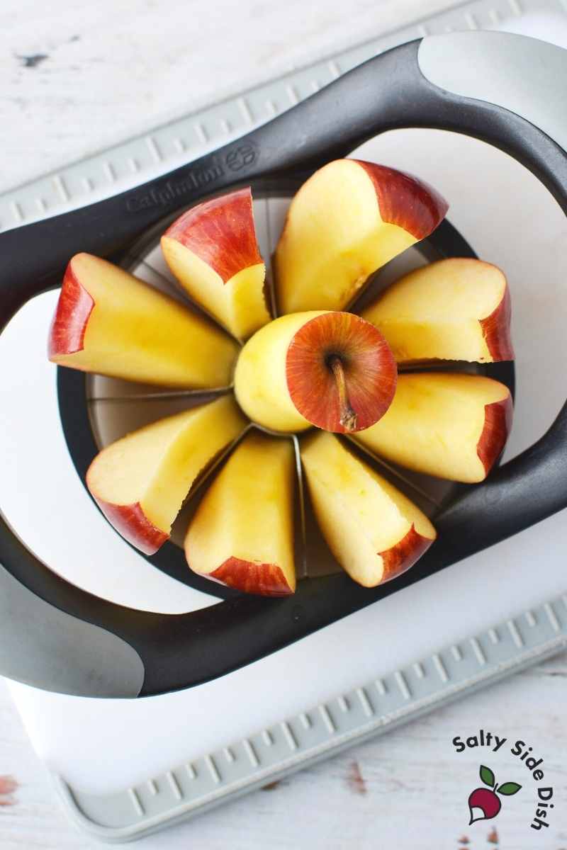 apple corer slicing apples into 8 slices