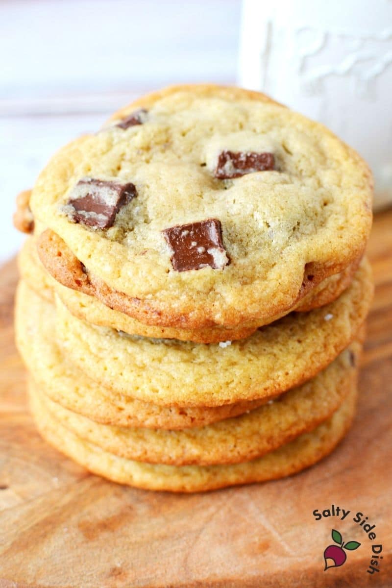 baked tiktok viral cookies.