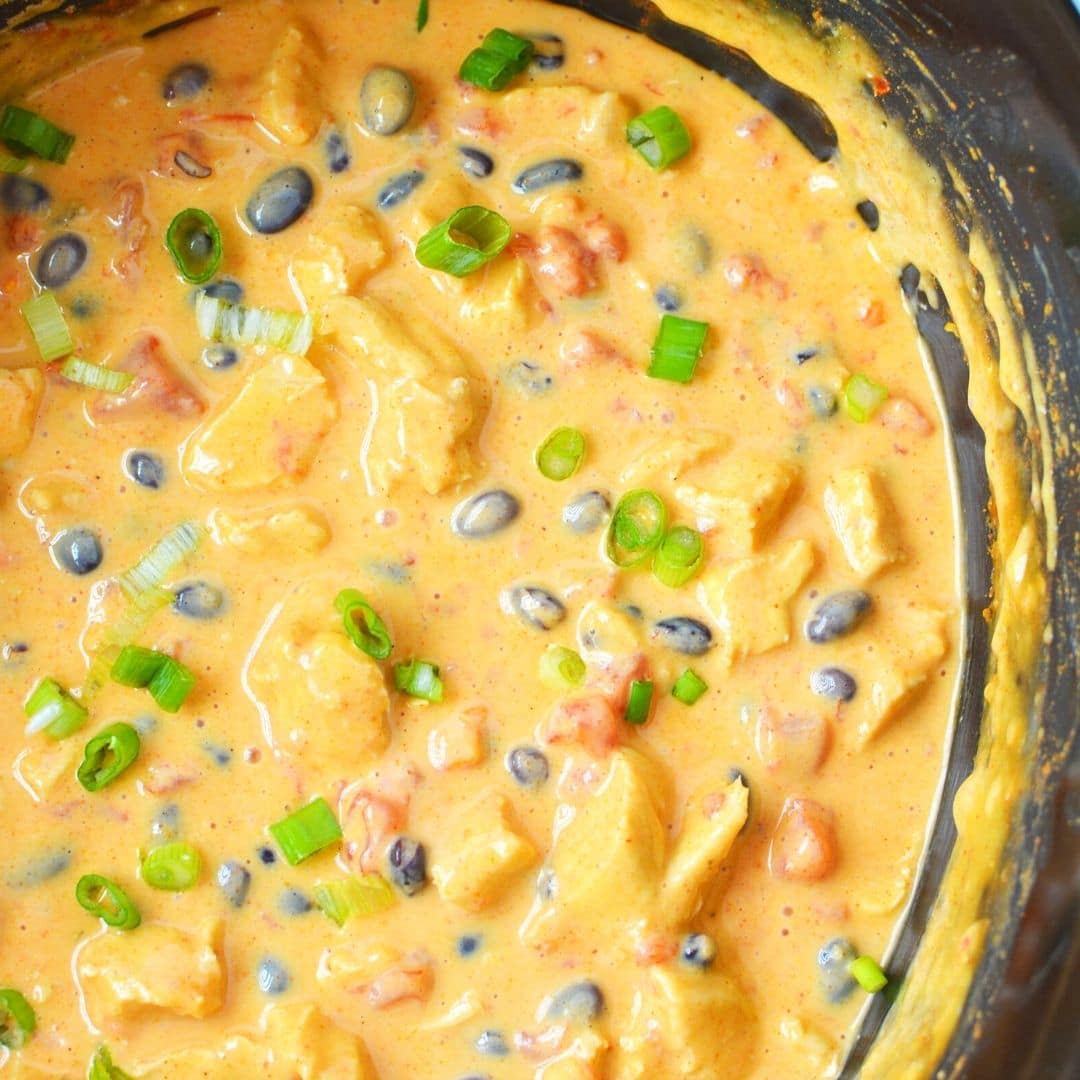 Crock Pot Velveeta Cheese Dip