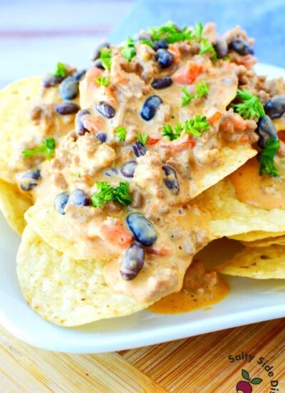 easy cheeseburger Queso dip recipe