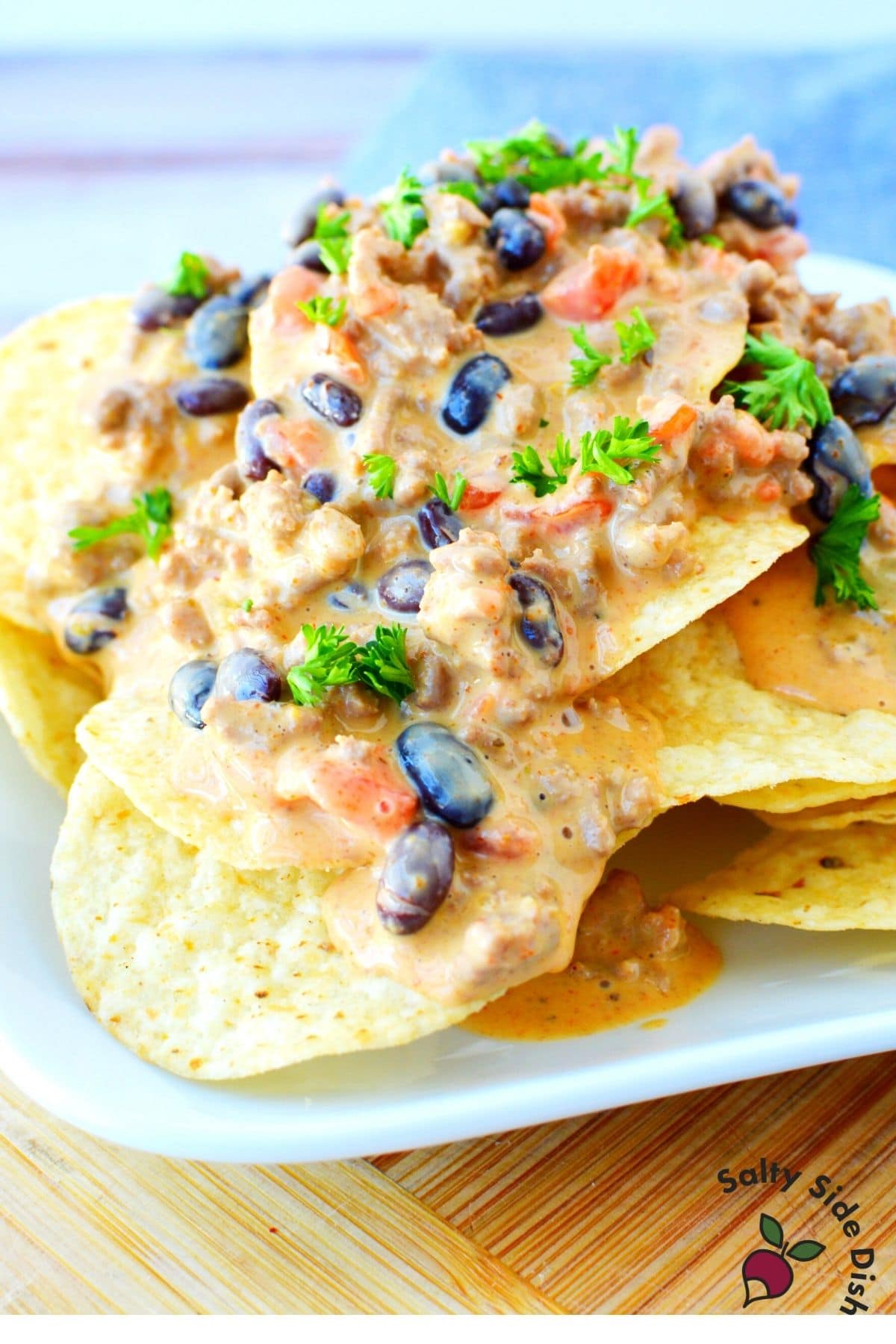 easy cheeseburger Queso dip recipe