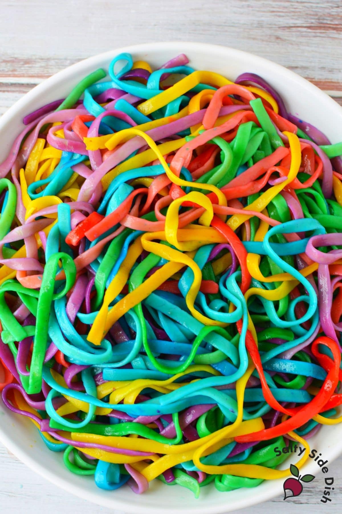 dyed spaghetti noodles to eat