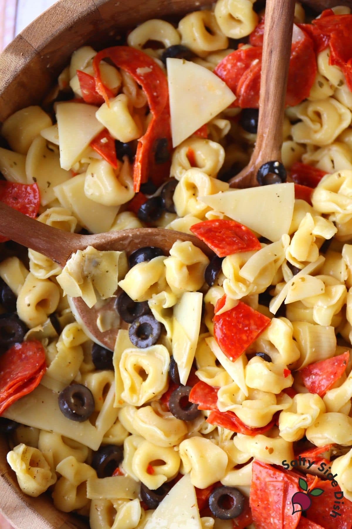 Creamy Tortellini Pasta Salad
