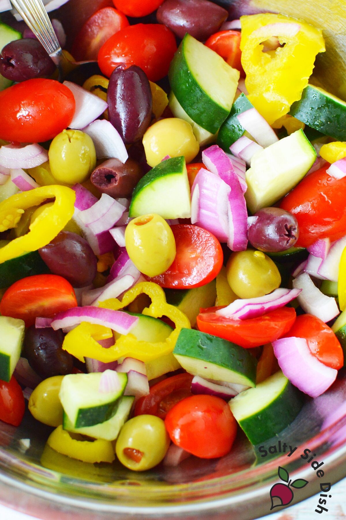 Vegetable Greek salad side dish recipe.