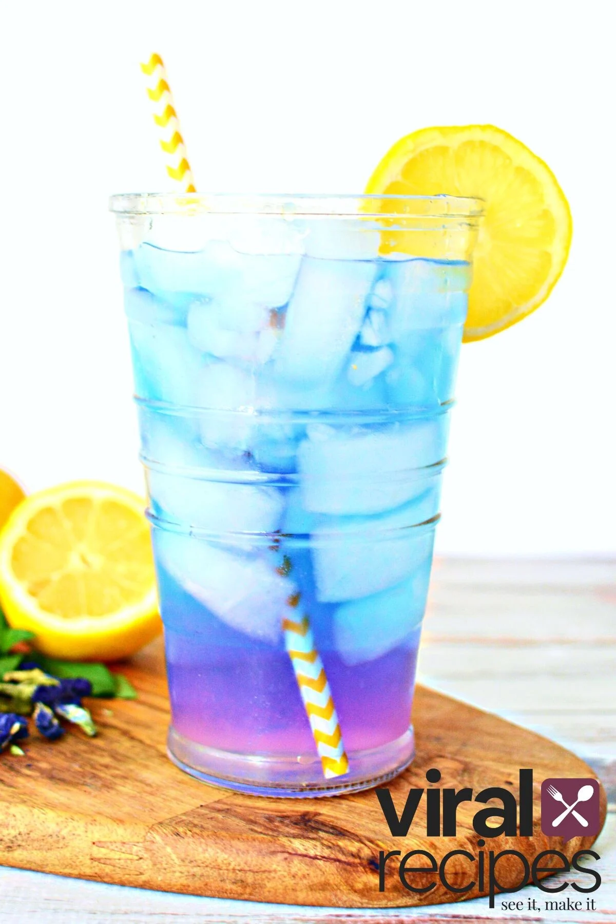 glass of blue butterfly pea tea.