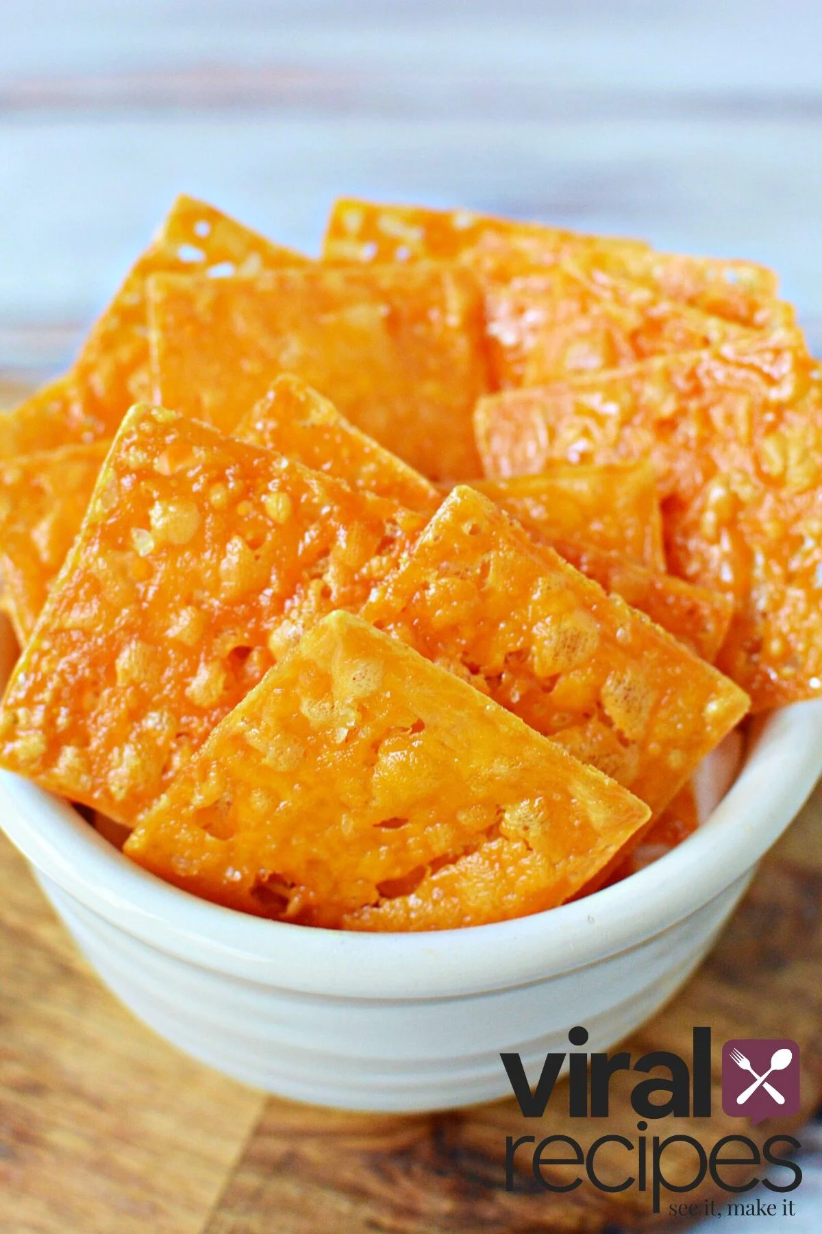viral tiktok cheese it crackers in a white bowl.