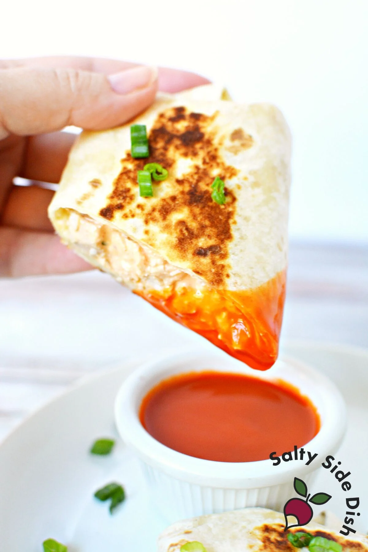buffalo dipping hot sauce.
