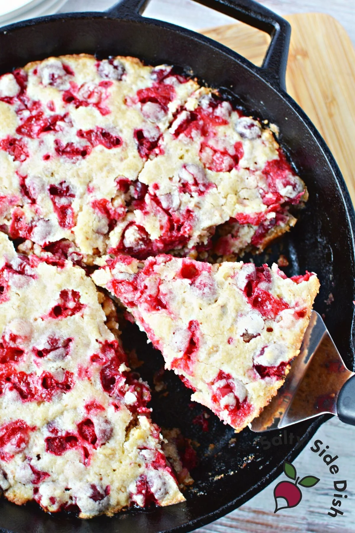 cranberry pie in cast iron pan.