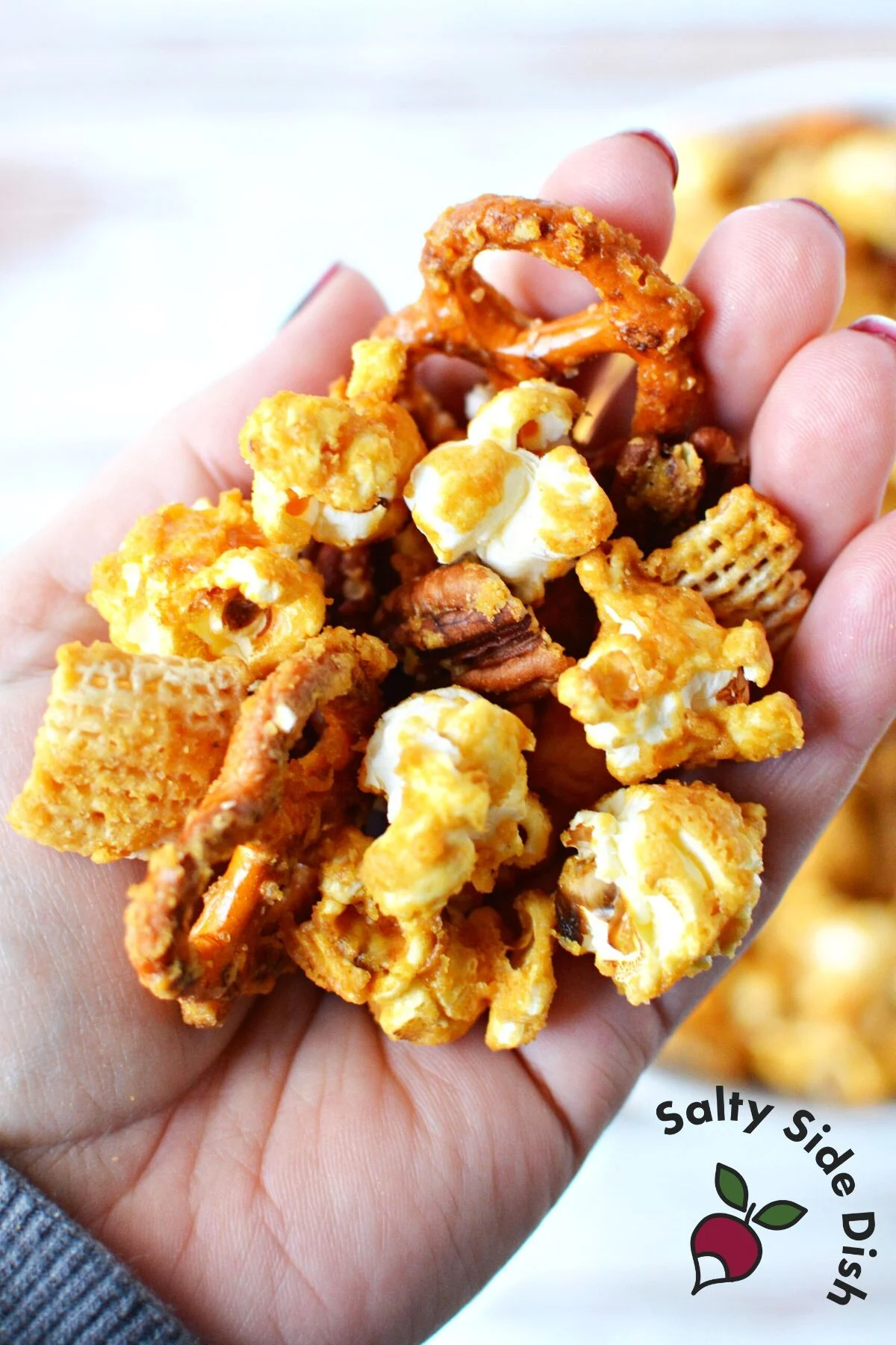easy caramel snack mix with popcorn.
