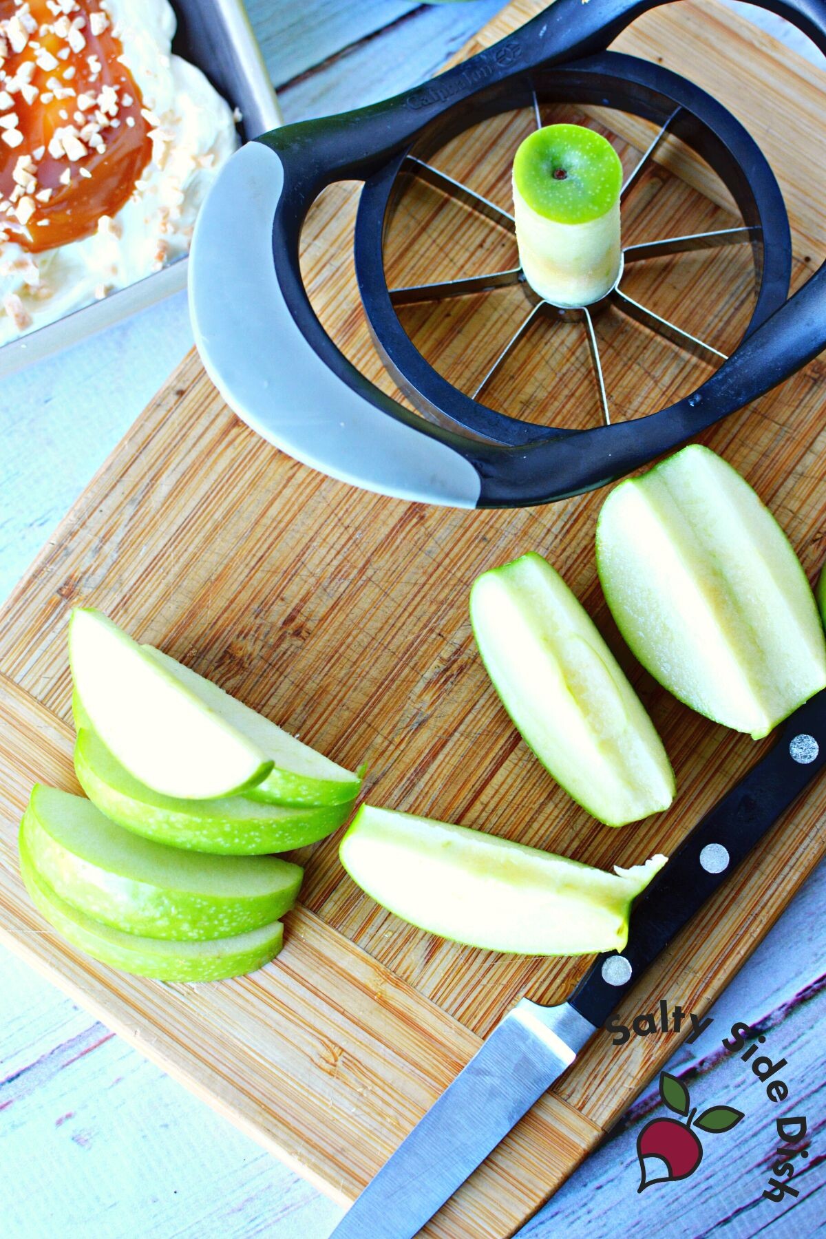 sliced apples.