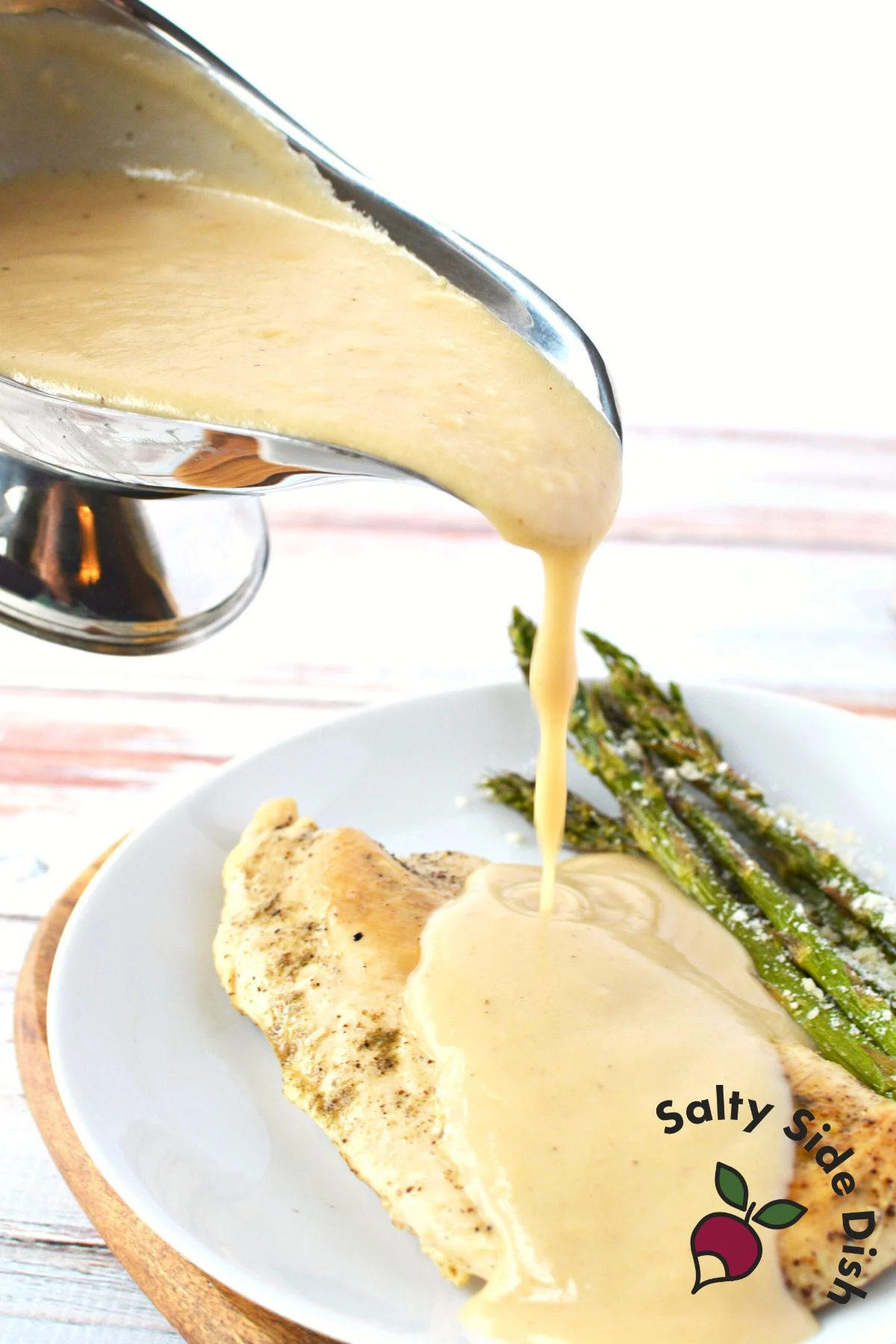 gravy boat pouring gravy