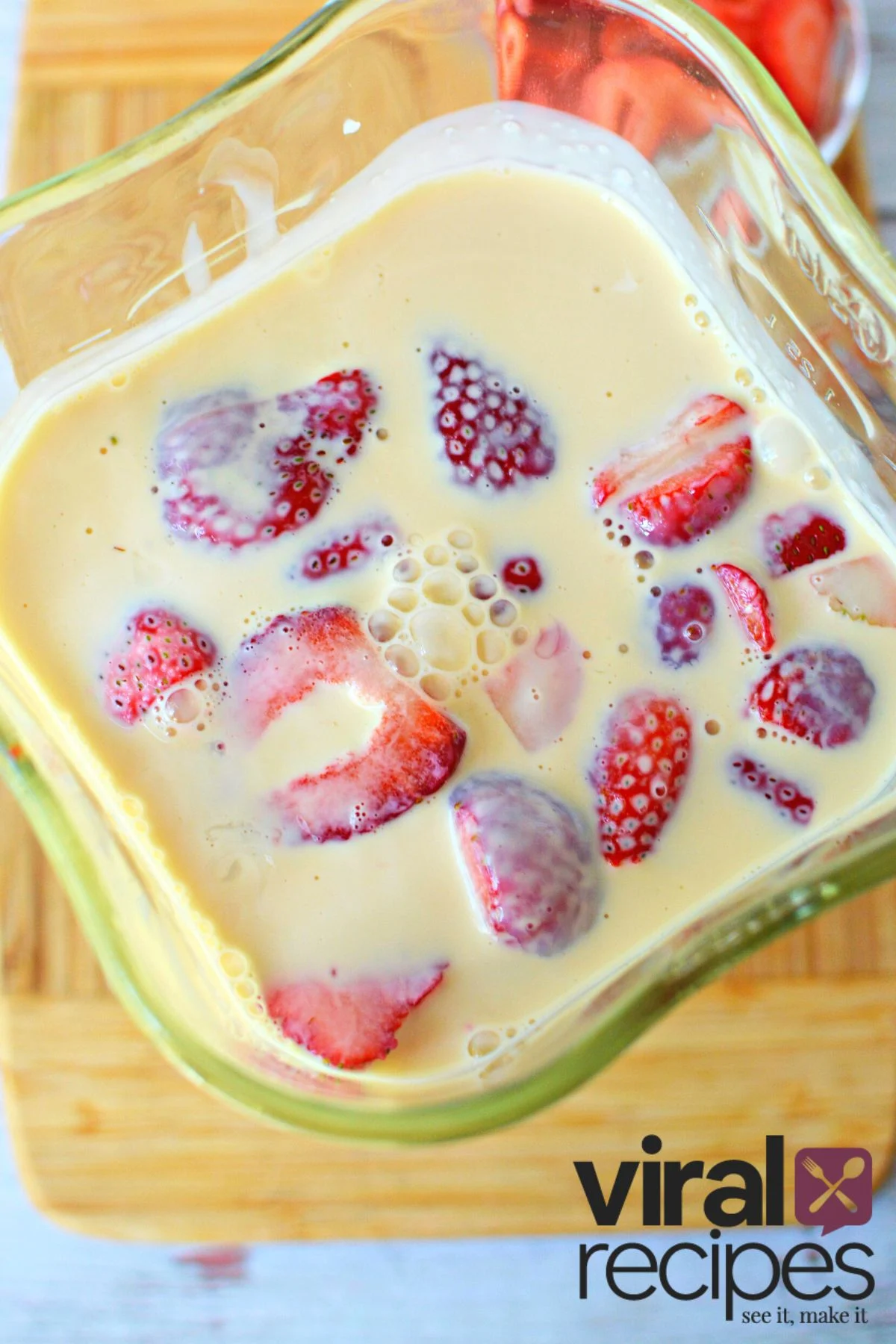 Agua Fresca de Fresa Con Leche