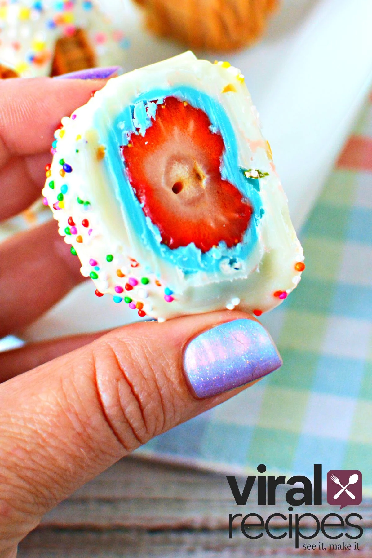 Gender Reveal Chocolate Covered Strawberries