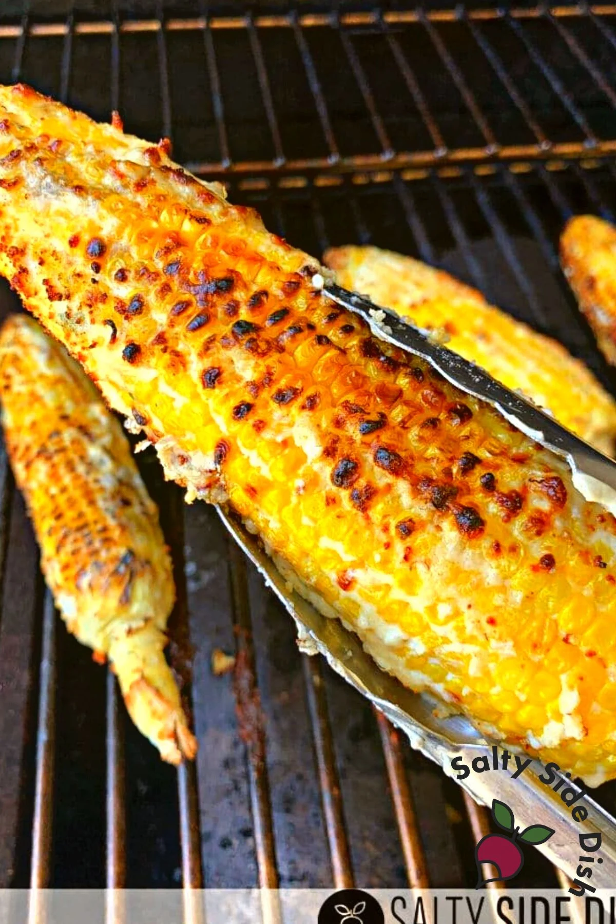 corn on the cob makes an easy side dish for slider recipes.