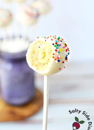 easy homemade cake pops with premade cookies and cream cheese.