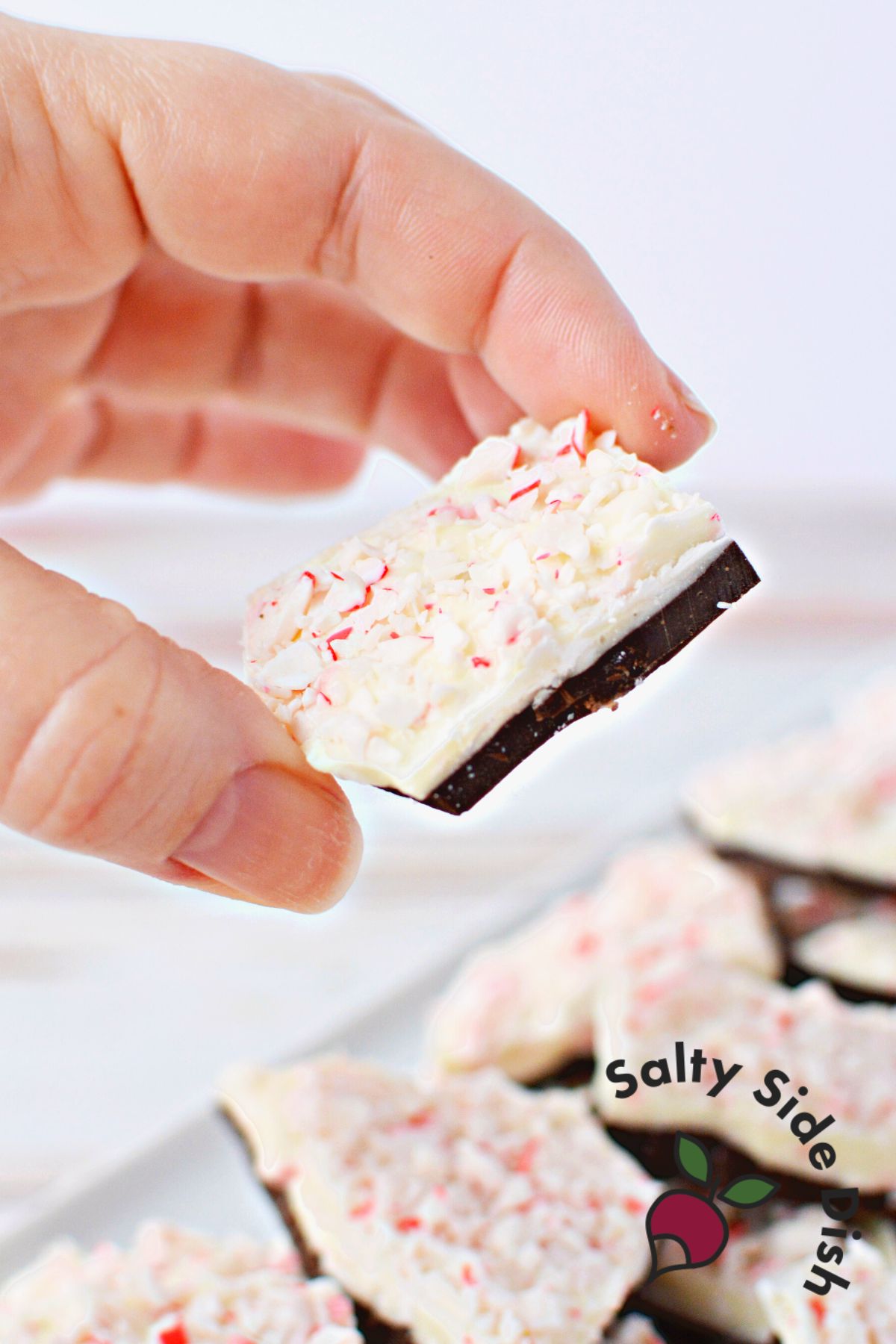 how to make peppermint bark layered fot christmas.