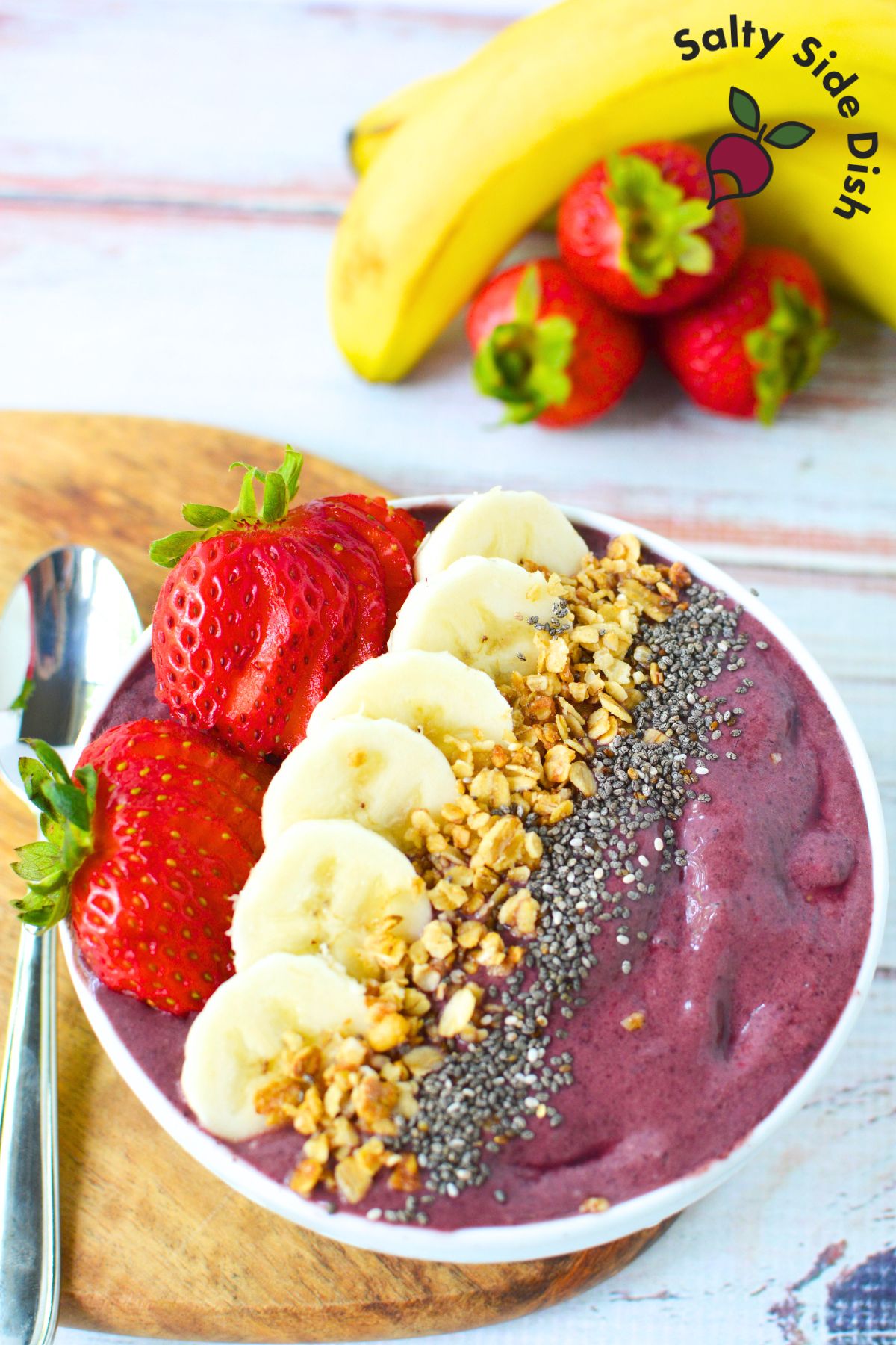 easy acai bowl recipe with lots of fresh toppings.