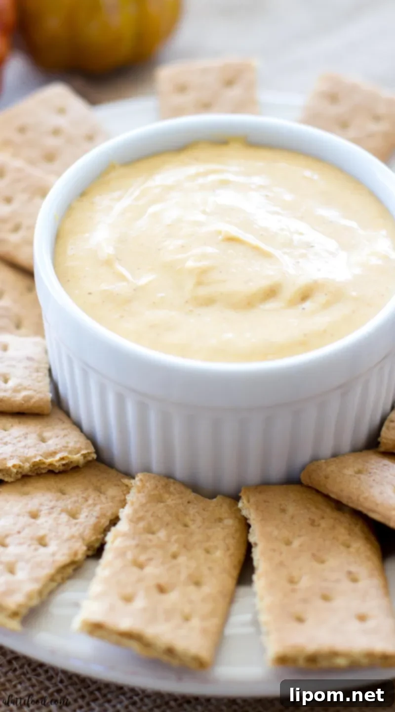 close shot of pumpkin pie fluff dip