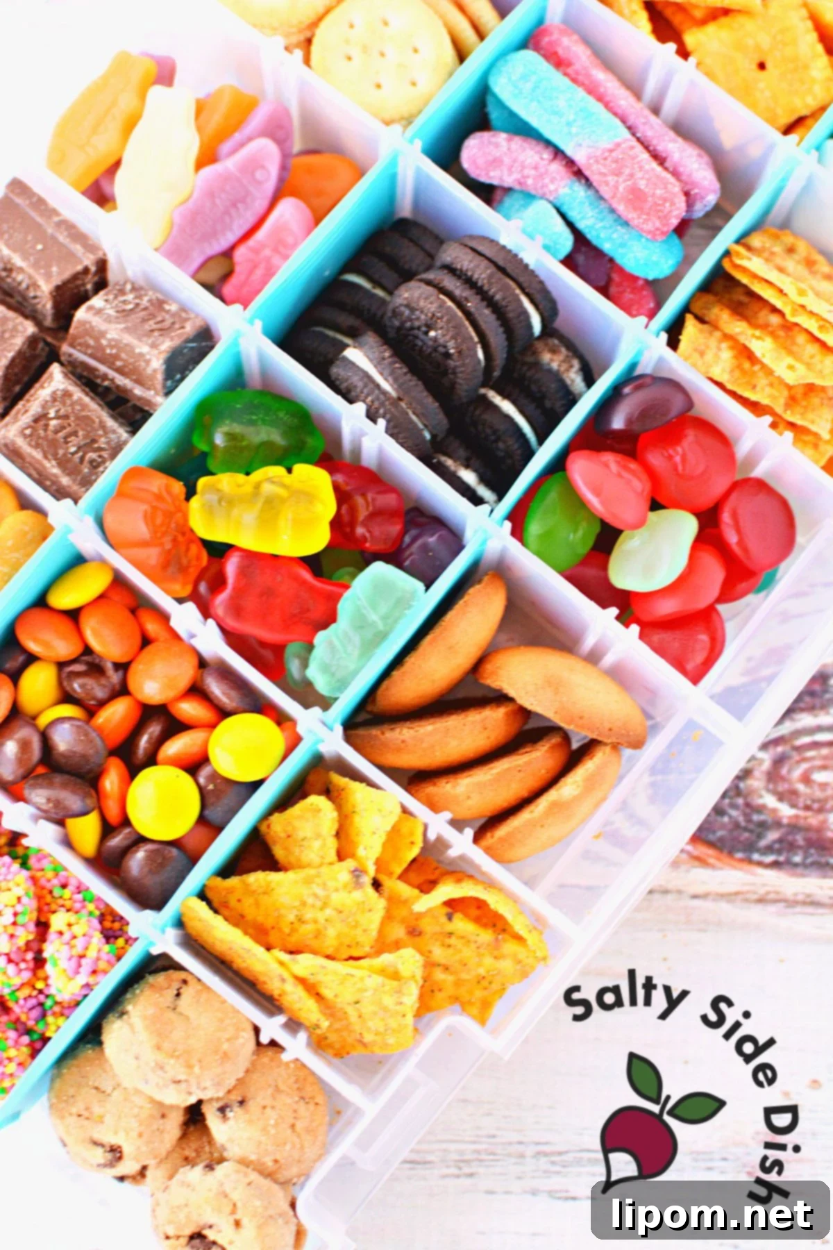 Graze Gear 4 making a snackle box list.