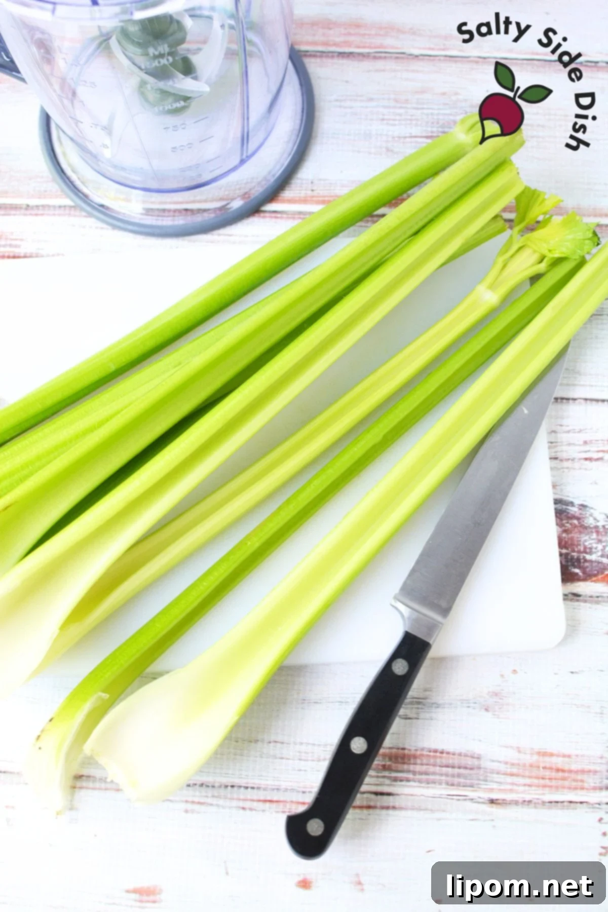 Celery Juice 8 Fresh celery is a powerhouse of nutrition and hydration.