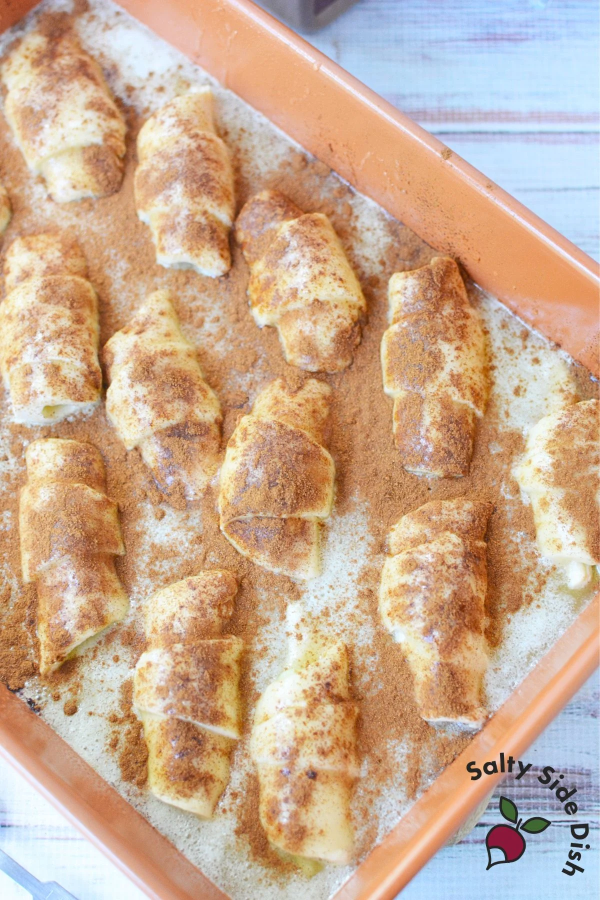 sprinkle with crescent rolls.