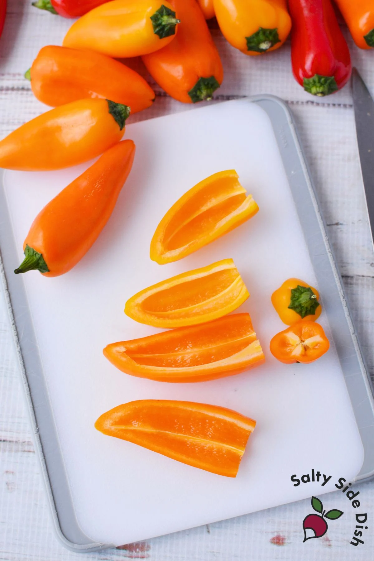 cut mini peppers